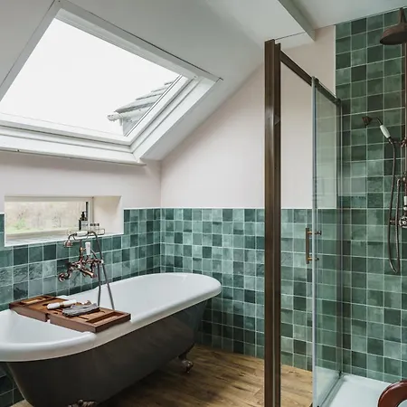 Mellguards, 4-bed Country Cottage, In Howtown