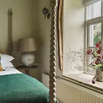 Mellguards, 4-bed Country Cottage, In Howtown *