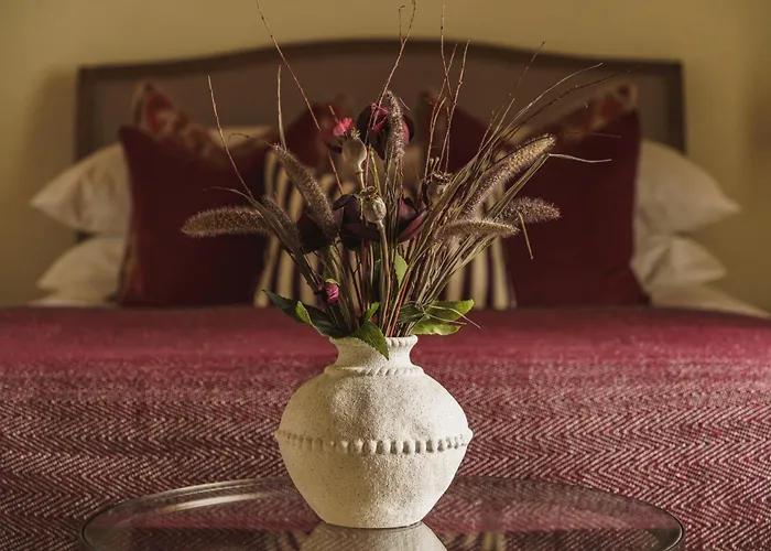 Villa Mellguards, 4-bed Country Cottage, In Howtown