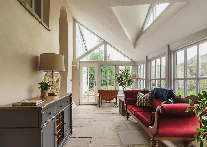 Mellguards, 4-bed Country Cottage, In Howtown *