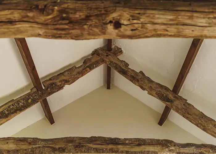 Villa Mellguards, 4-bed Country Cottage, In Howtown *